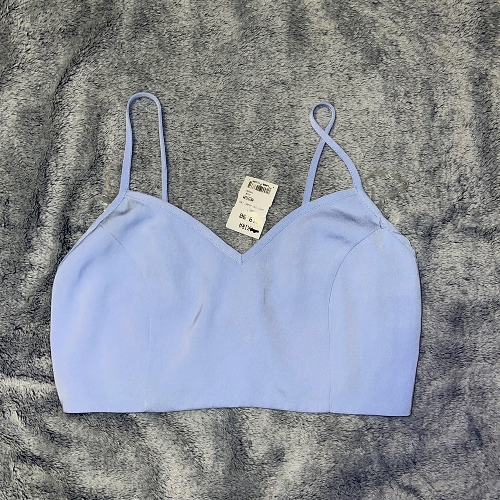 AKIRA Crop Top